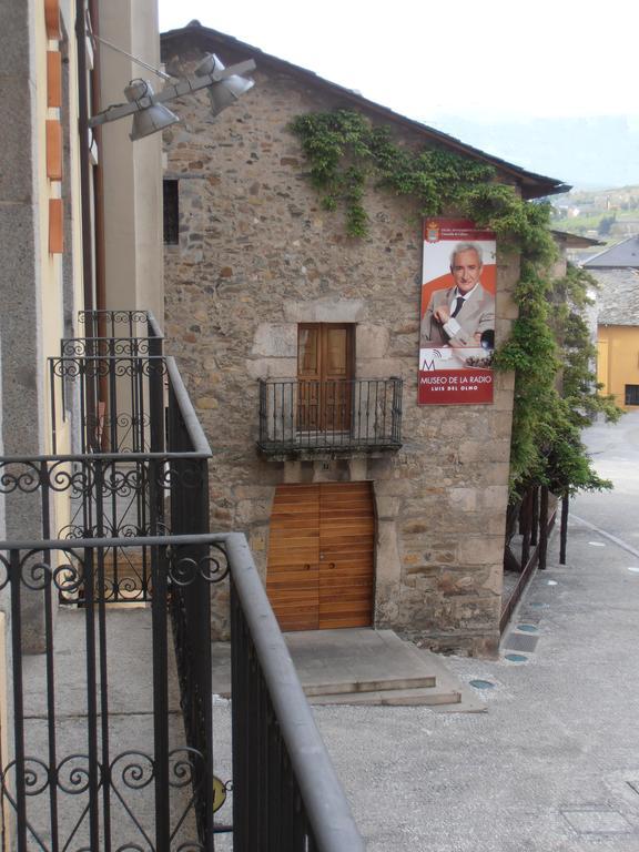 Hostal Virgen De La Encina Ponferrada Room photo